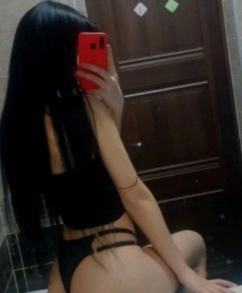 🌹 Я нежная и страстная, сексуальная и развратная. 💋 Мы проведем вместе незабываемое время, полное эмоций и наслаждения. 🔥 Я живу в Москве и знаю все ее лучшие уголки. Со мной вы сможете погрузиться в мир страсти и релаксации в уютной обстановке моей горячей квартиры. 🏩 Приглашаю вас на чарующие массажи, интимные игры и многое другое! Мои услуги на высшем уровне, я предлагаю вам полное удовлетворение и расслабление. 💦 Посмотрите мои фото и оцените мою красоту и шарм. 💃📸 У меня множество положительных отзывов, так что вы можете быть уверены в качестве моих услуг. Обратившись ко мне, вы получите незабываемые эмоции и доверие. Обращайтесь, и я превращу ваши фантазии в реальность! 💫 Поля